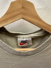 Load image into Gallery viewer, Nike Shirt