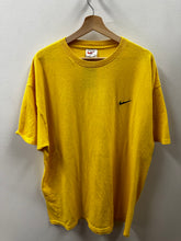 Load image into Gallery viewer, Nike Shirt