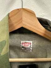 Load image into Gallery viewer, Pointer Camo Jacket