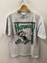 Load image into Gallery viewer, University of Hawaii Shirt