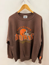 Load image into Gallery viewer, Cleveland Browns Crewneck Sweatshirt