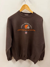 Load image into Gallery viewer, Cleveland Browns Crewneck Sweatshirt