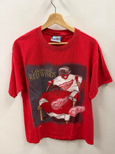 Load image into Gallery viewer, Detroit Red Wings Shirt