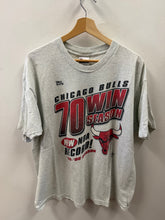 Load image into Gallery viewer, Chicago Bulls Shirt