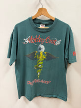 Load image into Gallery viewer, Motley Crue Band Shirt